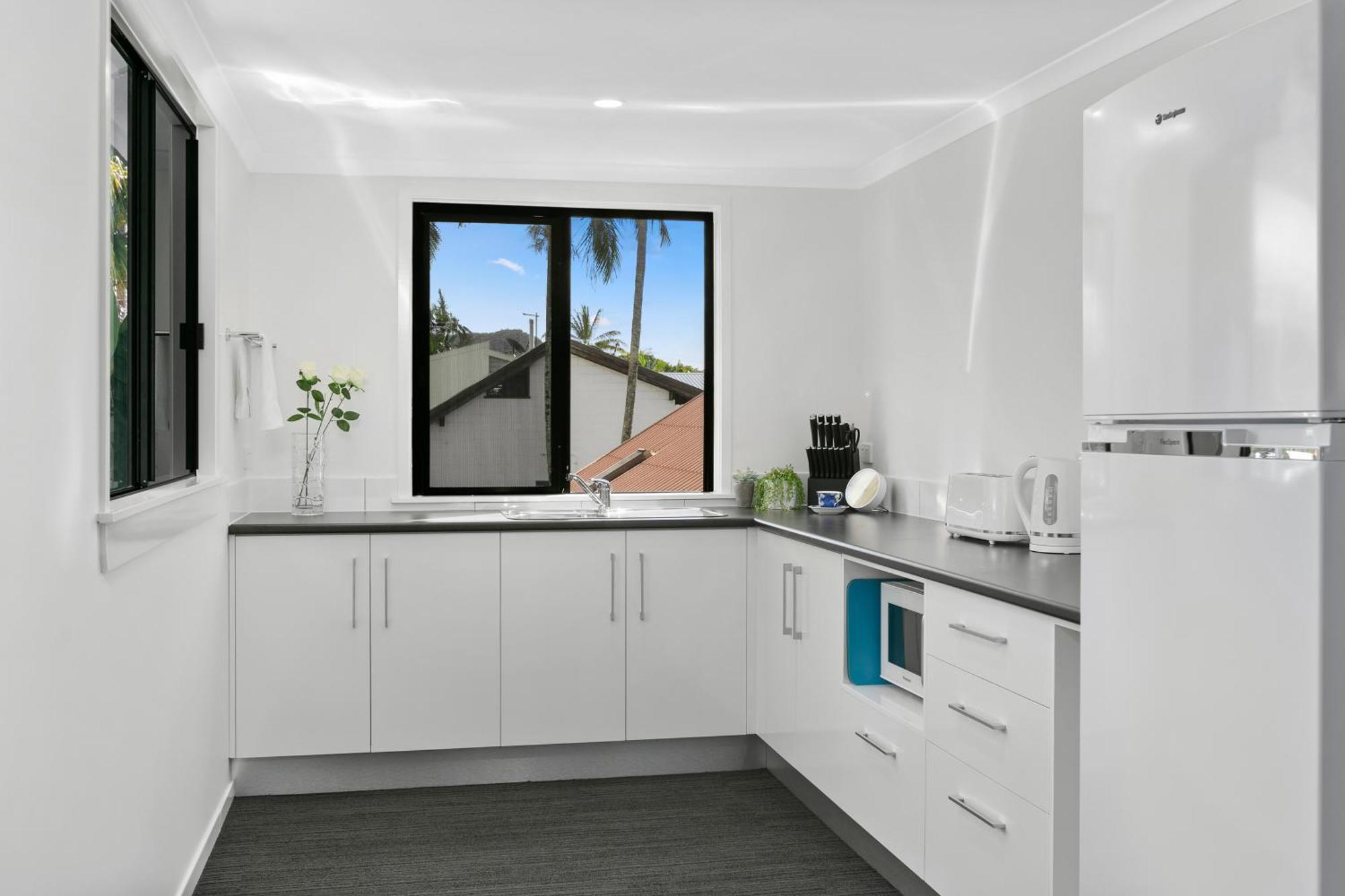הוסטל קאירנס Mihaven Shared Living - Martyn St מראה חיצוני תמונה